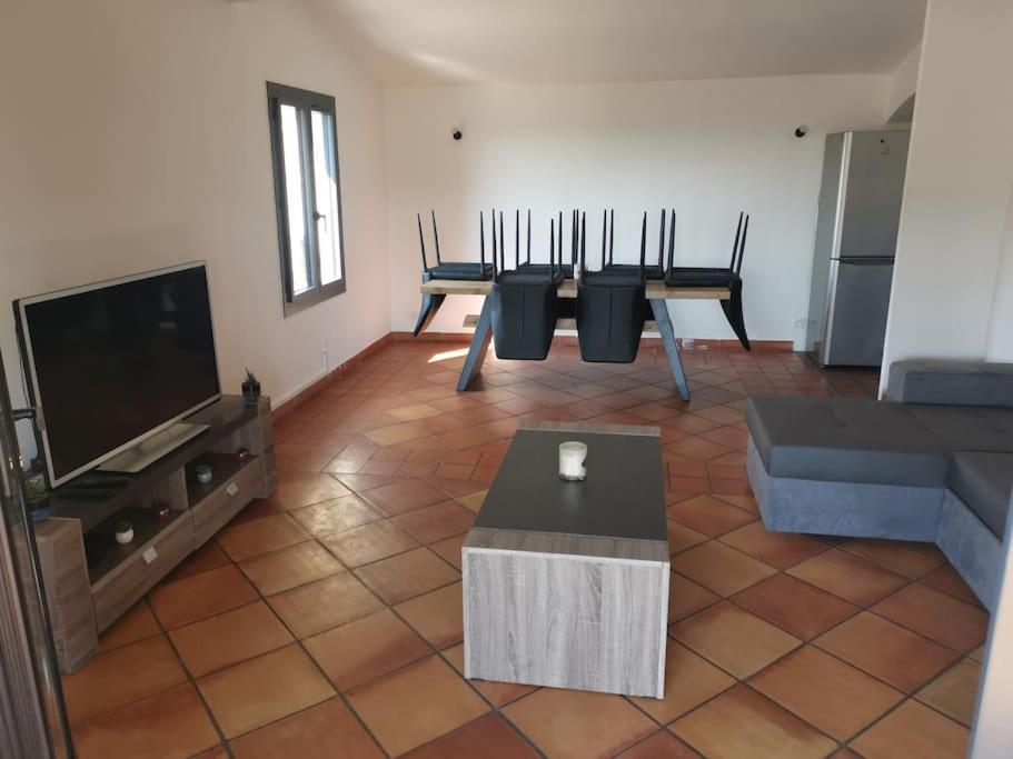 Haut De Villa Renovee En 2023 Saint-Maime Extérieur photo